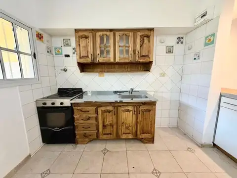 Dúplex 3 ambientes en muy buen estado y ubicación