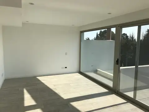 Casa en Alquiler de 3 dormitorios