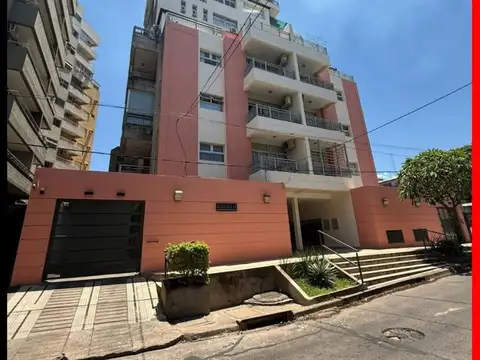 Gobernador E. Lopez 400, Piso 3