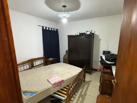 VENTA PH CASA - 2 DORMITORIOS - 1 BAÑO - OPORTUNIDAD - LOBOS