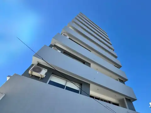 Piso EXCLUSIVO en VENTA, Calle 19