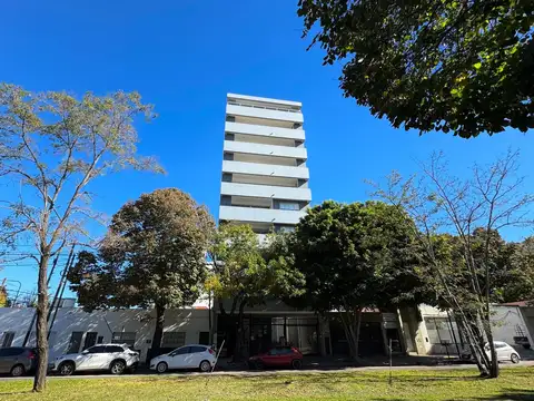 Piso EXCLUSIVO en VENTA, Calle 19