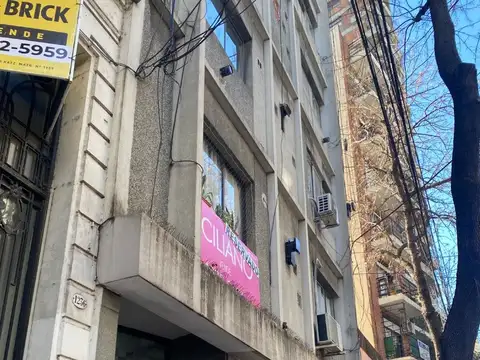 VENTA Monoamb dividido, pintado, baño y cocina, amplio plazard, luminoso, exc ubi