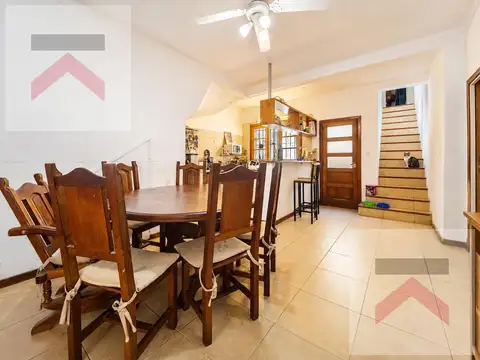 PH de 4 ambientes con patio  en Victoria