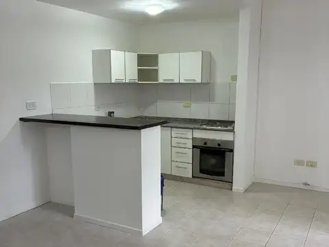 Departamento en alquiler de dos ambientes en Las Recovas
