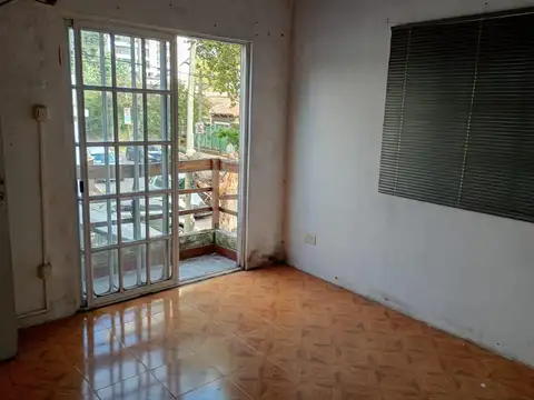 Depto Tipo Casa en Alquiler de 1 dormitorio