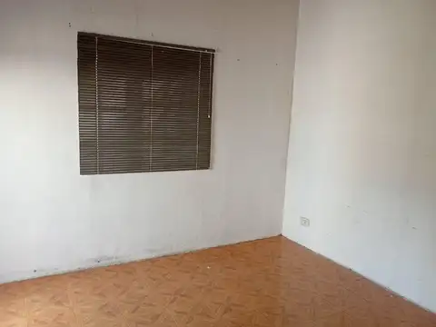 Depto Tipo Casa en Alquiler con 1 cocheras