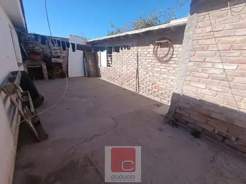 Casa 3 ambientes con 2 baños