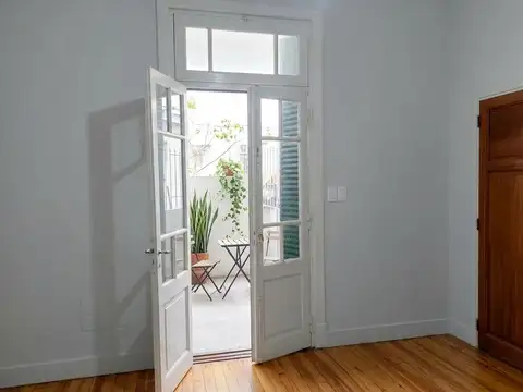 Depto Tipo Casa en Alquiler de 2 ambientes