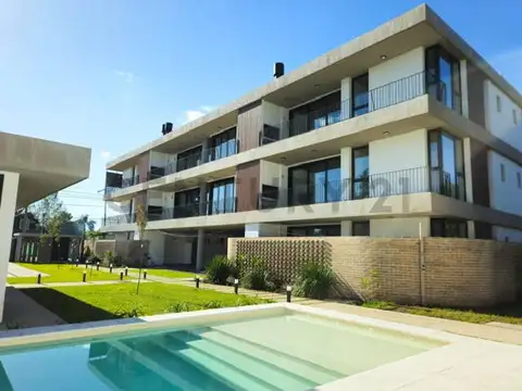 DEPARTAMENTO DE 2 DORMITORIOS CON COCHERA EN VENTA EN CITY BELL