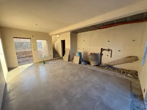 Depto Tipo Casa en Venta con 1 cocheras