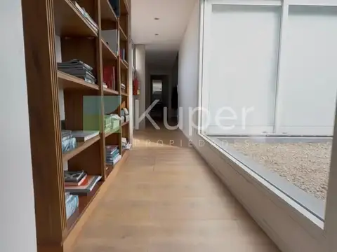 Casa en Venta en Chacarita, USD 1.200.000