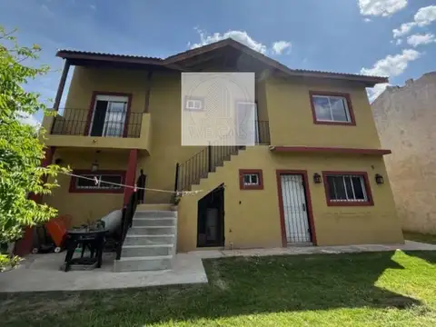 Casa 3 ambientes con 2 baños