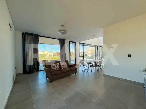 Casa en Venta 1 año