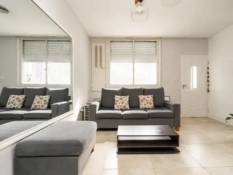 Depto Tipo Casa en Venta de 3 dormitorios