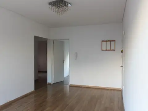 Departamento en Venta en Parque Centenario, USD 200.000