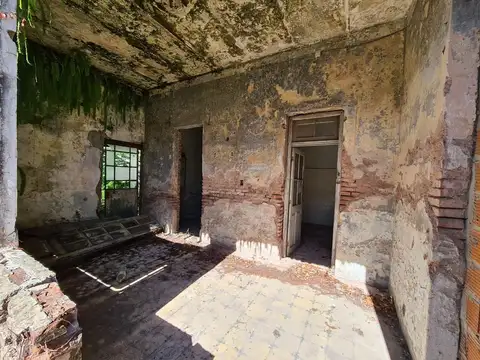 Local en Venta en Ituzaingó, USD 250.000