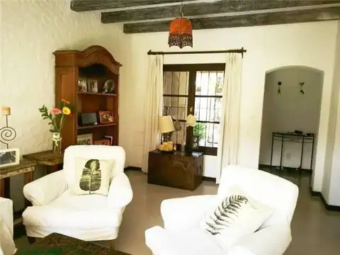 Virasoro 1900, B1643HCV Béccar, Buenos Aires, Argentina