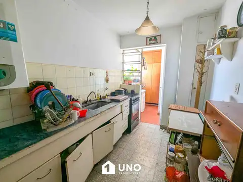 España 100, Piso 09