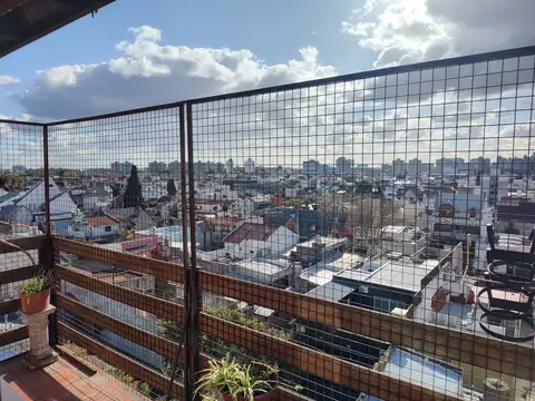 Amplio 4 amb + entrepiso. Vista abierta