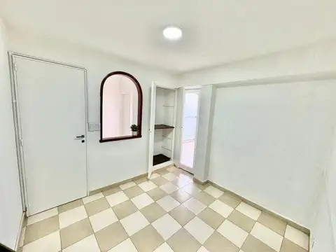 Departamento en Alquiler en Villa Ballester, $ 630.000