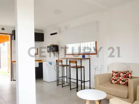 Casa 3 ambientes con 2 baños