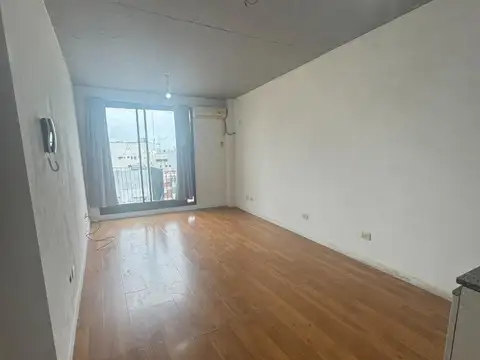 MONOAMBIENTE DIVISIBLE CON BALCON