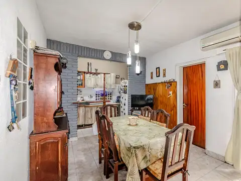 Depto Tipo Casa en Venta 40 años
