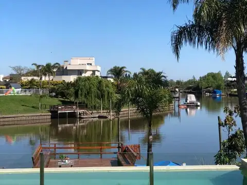 Casa en Venta de 6 dormitorios