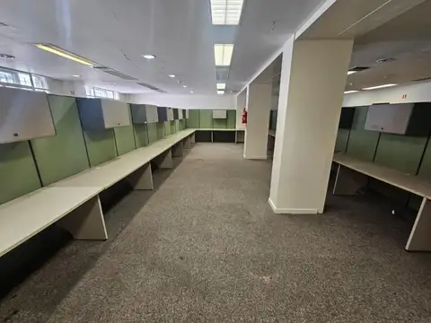 Oficina en Alquiler en Centro, $ 915.000