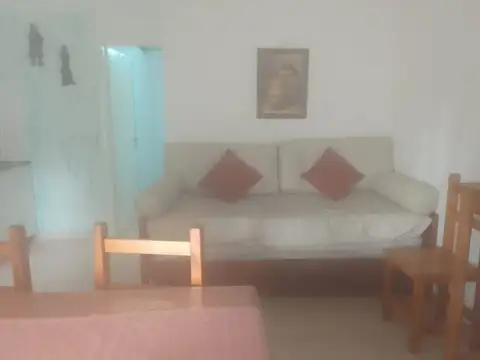 2 AMBIENTES + PLANTA BAJA + AL FRENTE