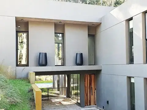 Casa en Venta en Costa Esmeralda, USD 280.000