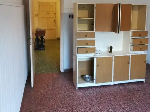 Depto Tipo Casa en Venta en Monte Grande, USD 80.000