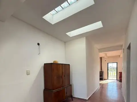 Casa 5 ambientes con 4 baños