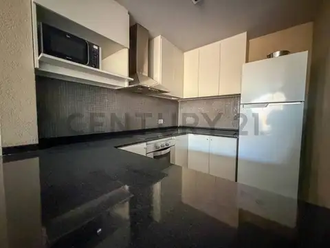 Departamento en Alquiler en Complejo Vohe, USD 1.200