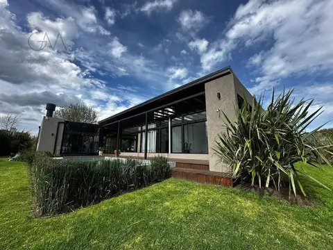 Casa en alquiler – Barrio Las Prunas
