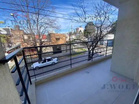 Departamento en Alquiler en Martín Coronado, $ 650.000