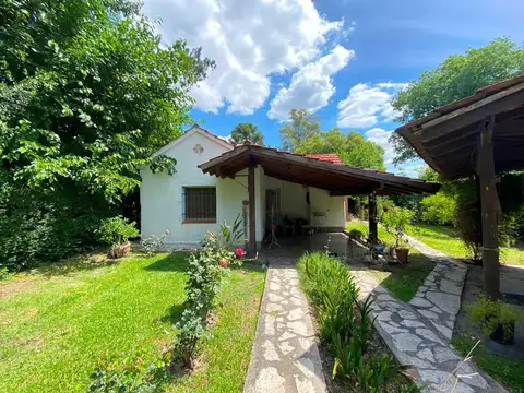 CASA EN VENTA :: 3 AMBIENTES :: UDAONDO