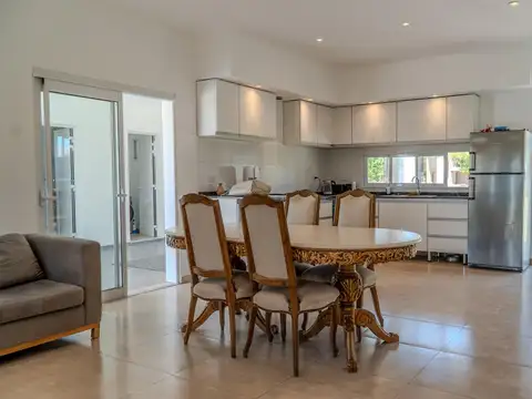 Casa en Alquiler al Norte