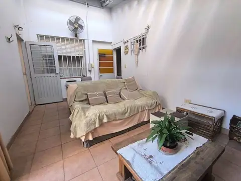 Depto Tipo Casa en Venta de 4 ambientes