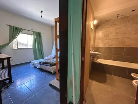 VENTA CASA DOS FAMILIAS  LANÚS ESTE  LOTE PROPIO