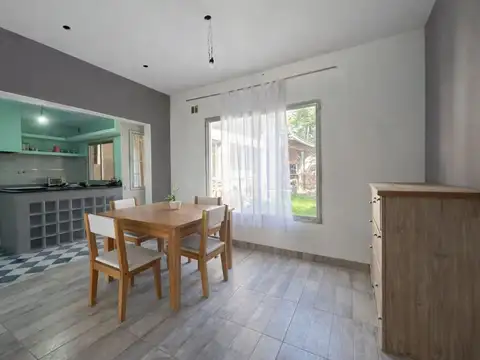 VENTA CASA DOS FAMILIAS  LANÚS ESTE  LOTE PROPIO