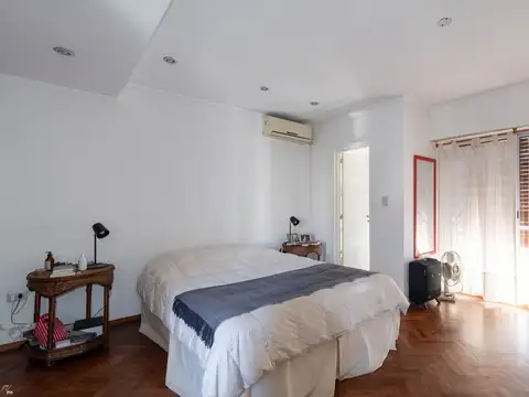 CASA EN VENTA BARRIO LOURDES TRES DORMITORIOS