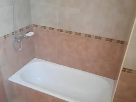 Departamento en Alquiler en Luis Agote, $ 550.000