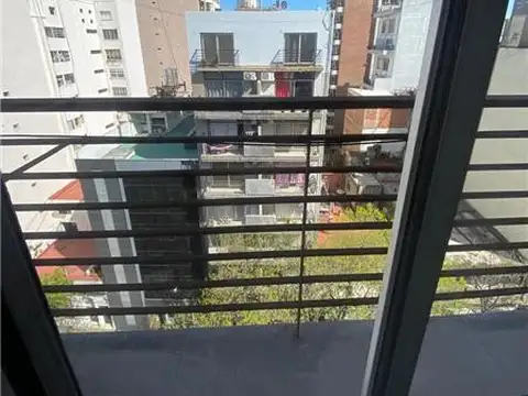 Oficina en Alquiler en Abasto, $ 600.000