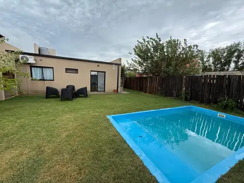 Areco - Alquiler amoblado casa 2 amb con pileta