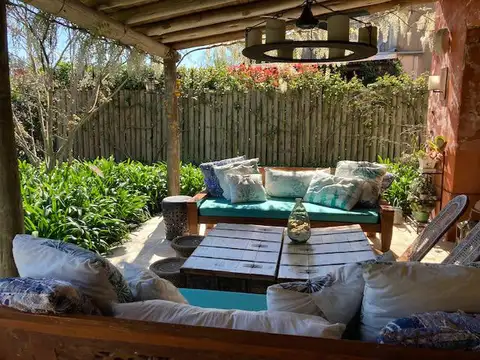 Casa en Alquiler en Laguna Del Sol, USD 4.800