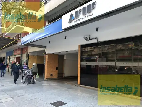 Cochera enAv.  Luro entre Cordoba y Santiago del Estero