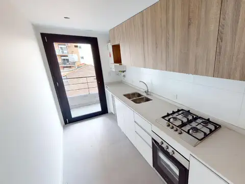 Departamento en Alquiler en San Isidro Vias / Rolon, USD 1.300