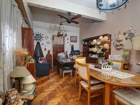 Depto Tipo Casa en Venta de 4 ambientes